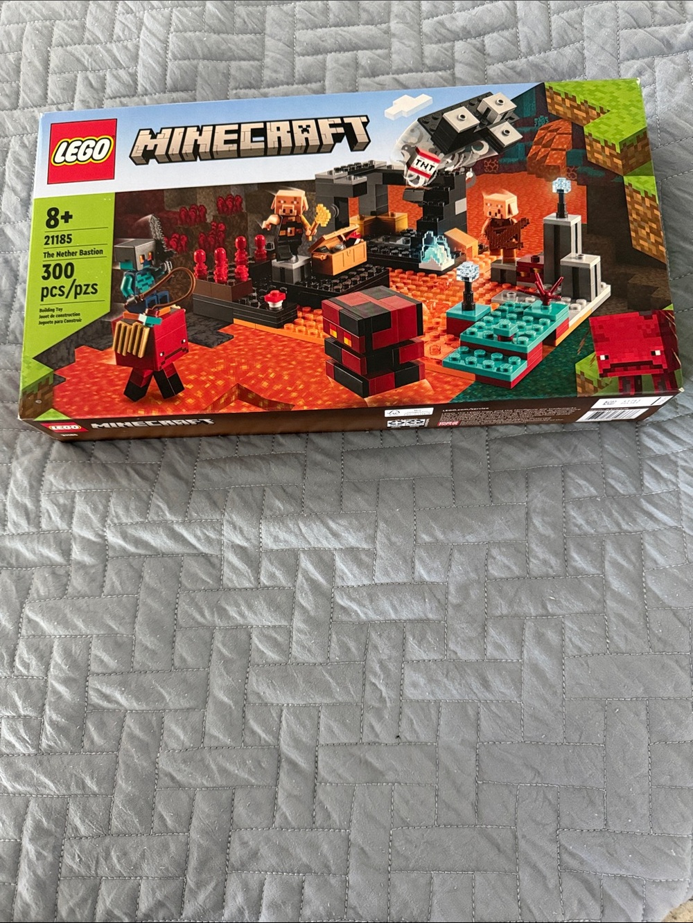 Lego Minecraft Nether Scene Building Set - Red Black Teal